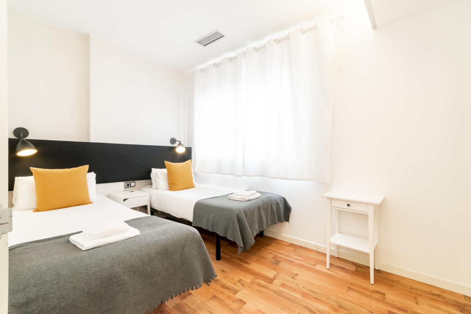 Unique Rentals - Placa Catalunya Central Apartments Barcelona Bagian luar foto