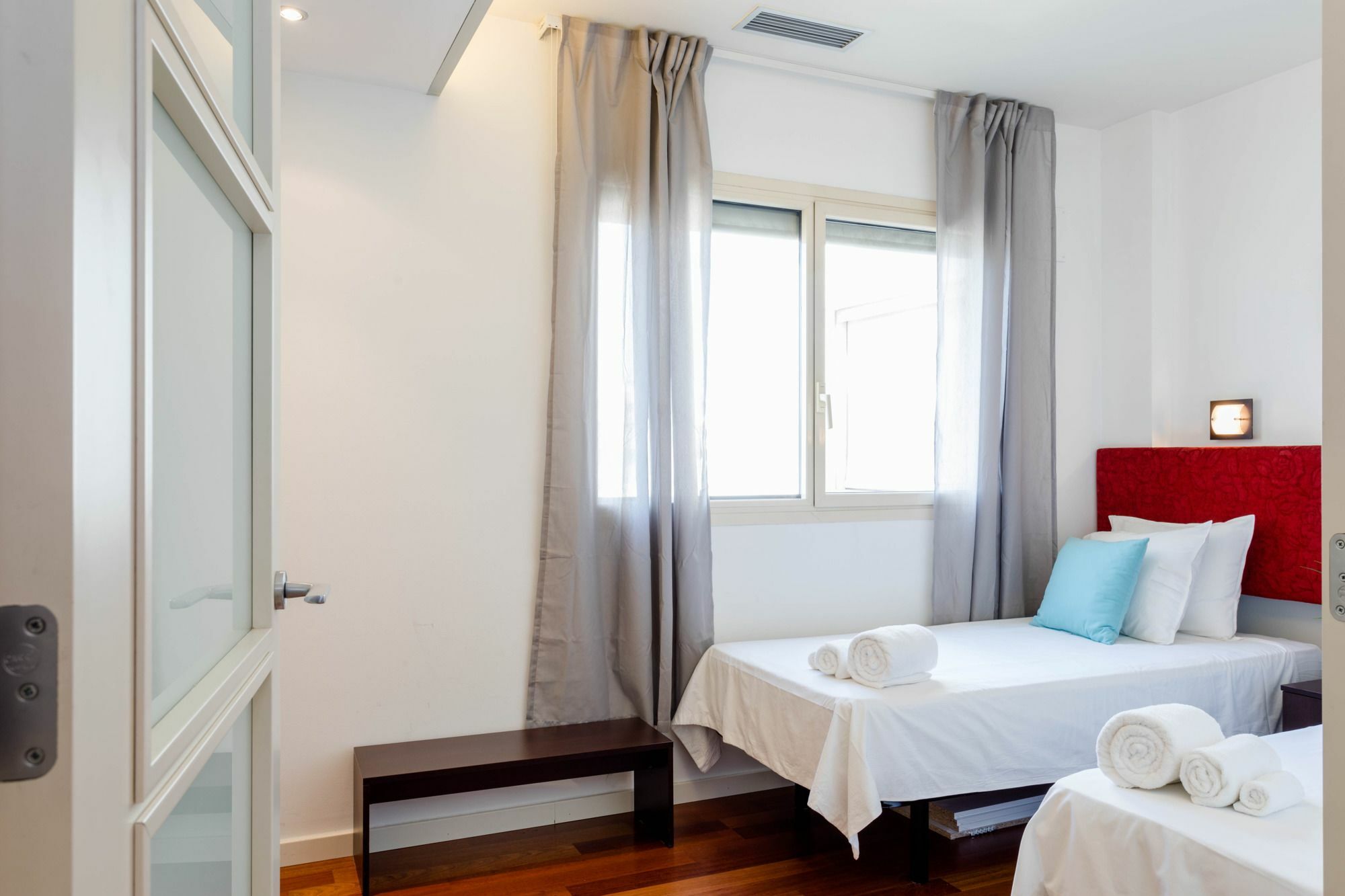 Unique Rentals - Placa Catalunya Central Apartments Barcelona Bagian luar foto